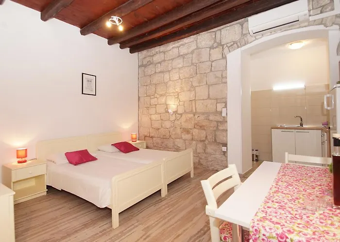 Chupa דירה קורצולה