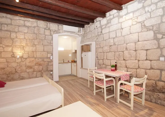 Chupa דירה קורצולה